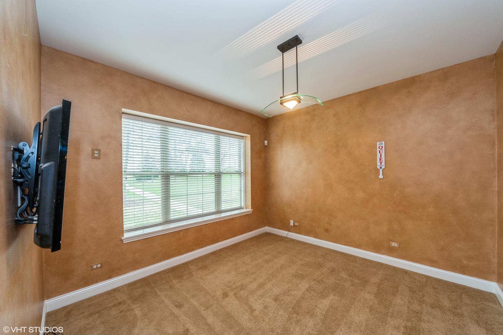 2700 Summit Drive, Unit 101 Glenview, IL 60025 - Photo 10 of 14 a view of an empty room with a window