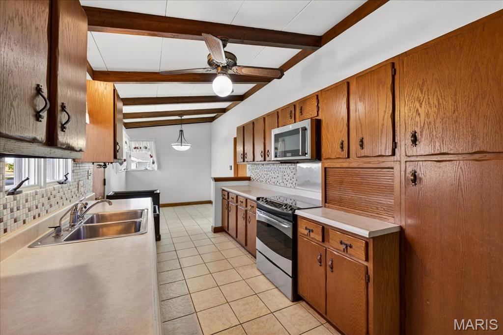 510 Gilmore Lake Road Columbia, IL 62236 - Photo 16 of 41