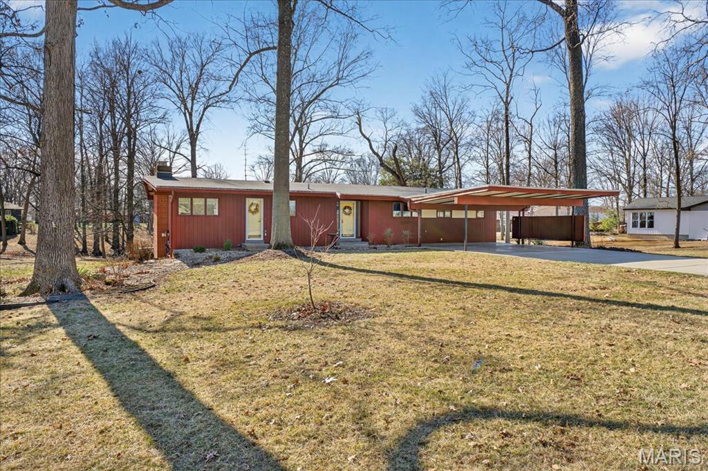 510 Gilmore Lake Road Columbia, IL 62236 - Photo 4 of 41