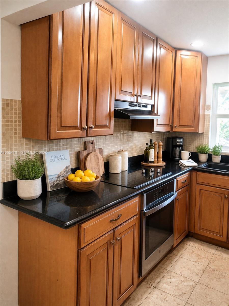 1231 Northwest 13th Street, Unit 464F Boca Raton, FL 33486 - Photo 7 of 19 Virtually Staged
