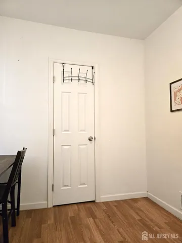 $1,660 | 54 Harvey Street, Unit 1, New Brunswick, NJ 08901