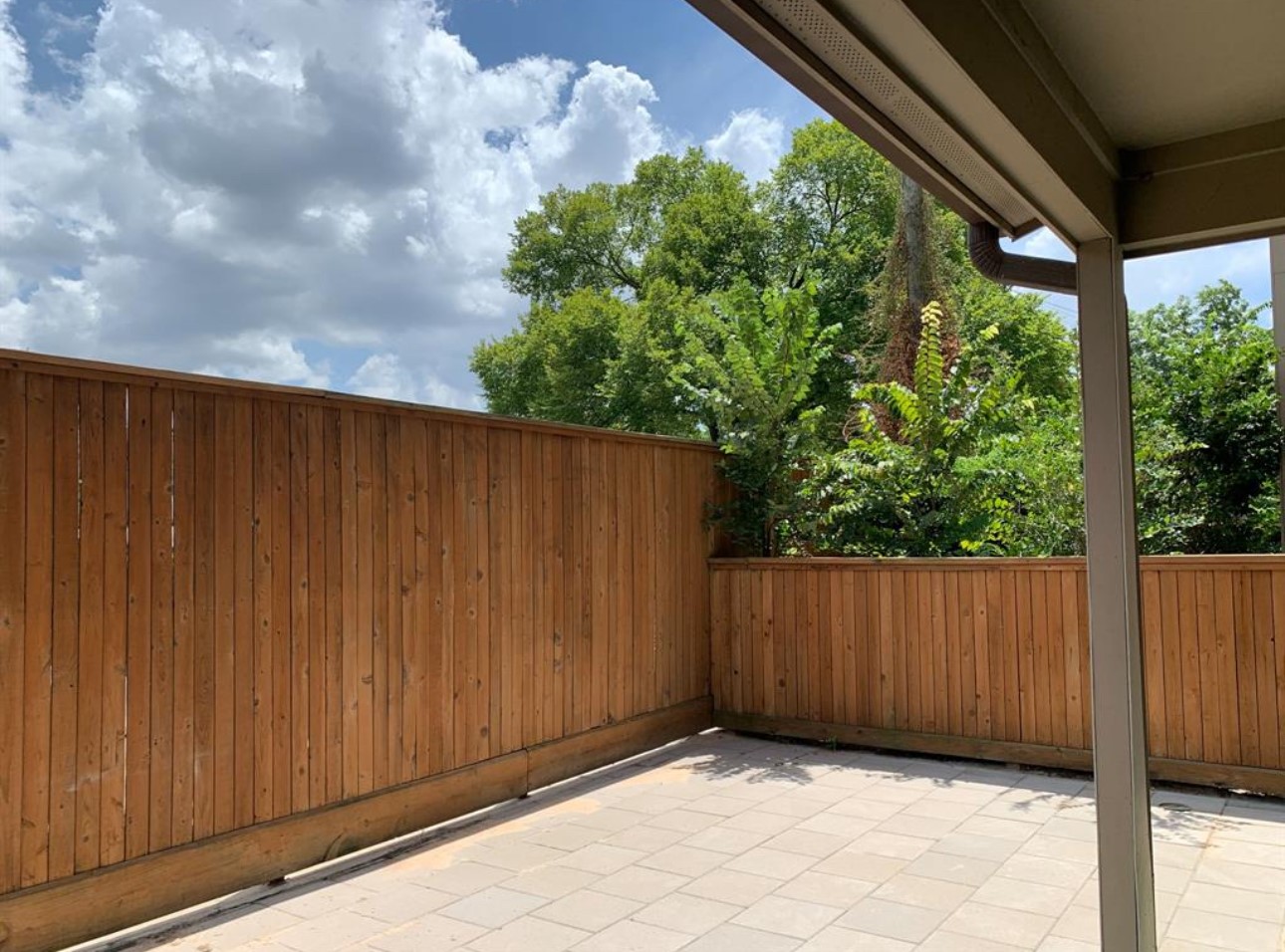 1441 Wagner Street Houston, TX 77007 - Photo 18 of 19 a view of wooden fence