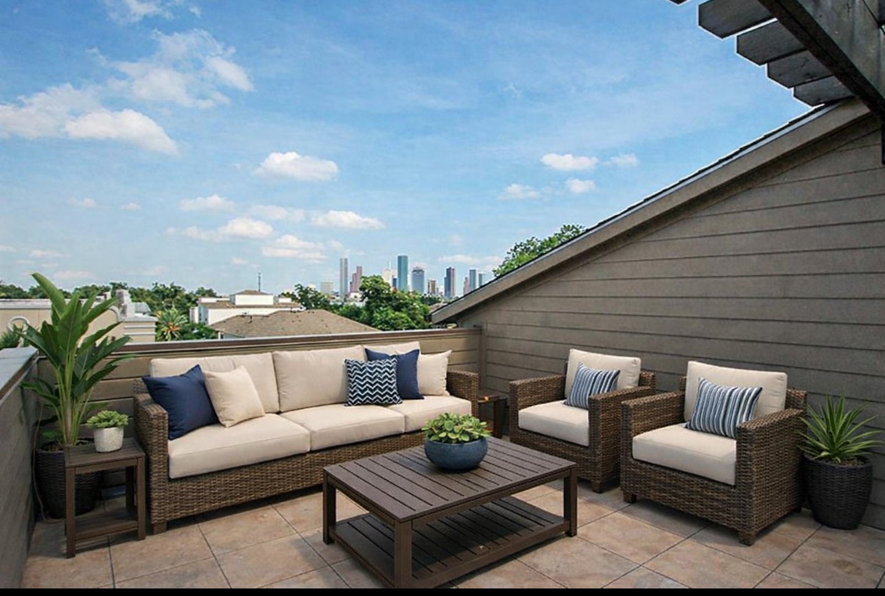 1441 Wagner Street Houston, TX 77007 - Photo 2 of 19 a outdoor living room with furniture