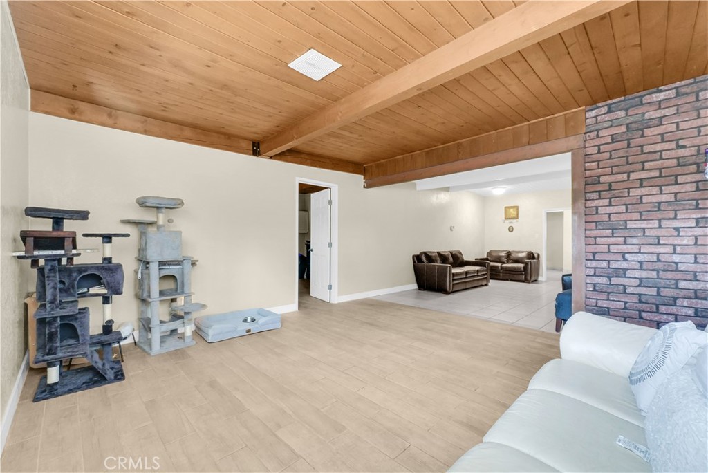4242 Eileen Street Riverside, CA 92504 - Photo 8 of 26 Gallery Image 8