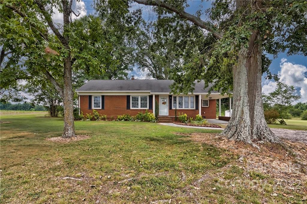 3205 Rocky River Road Heath Springs, SC 29058 - Photo 2 of 33 Gallery Image 2