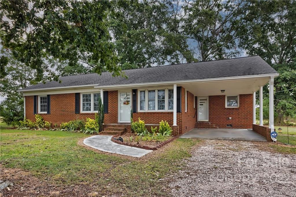 3205 Rocky River Road Heath Springs, SC 29058 - Photo 3 of 33 Gallery Image 3