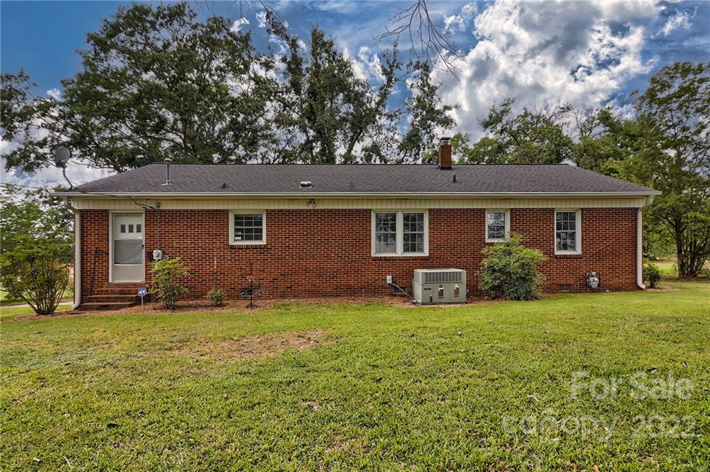3205 Rocky River Road Heath Springs, SC 29058 - Photo 7 of 33 Gallery Image 7
