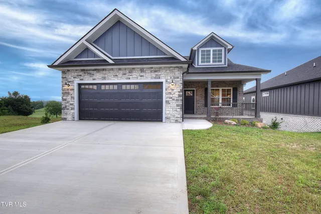 $529,900 | 138 Dry Kiln Court, Johnson City, TN 37615