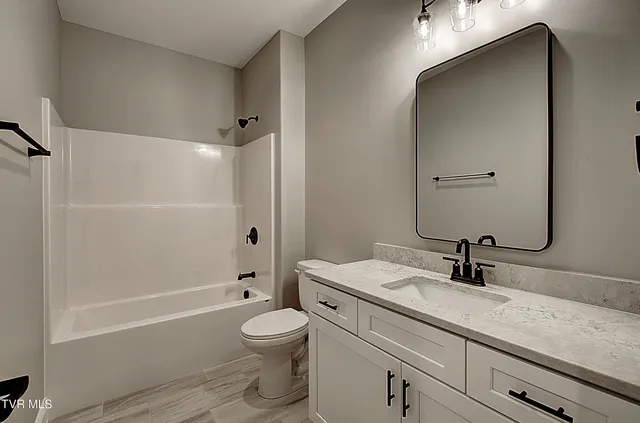 $529,900 | 138 Dry Kiln Court, Johnson City, TN 37615