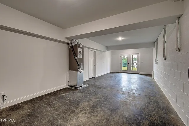 $529,900 | 138 Dry Kiln Court, Johnson City, TN 37615