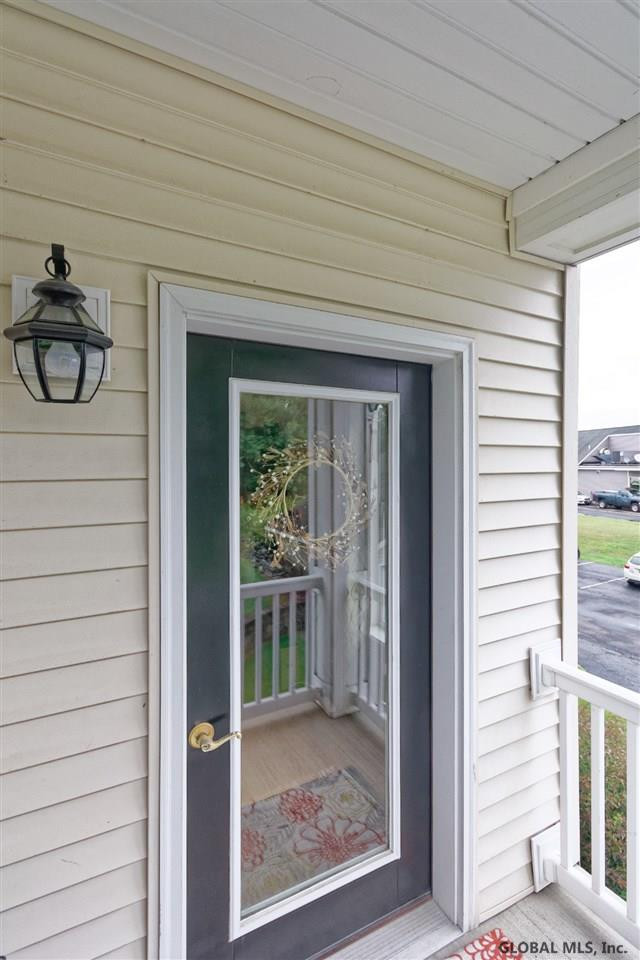 108 N Ridge Troy, NY 12182 - Photo 5 of 26 Photo 5