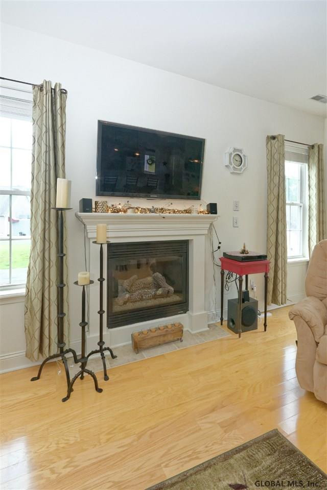 108 N Ridge Troy, NY 12182 - Photo 7 of 26 Photo 7