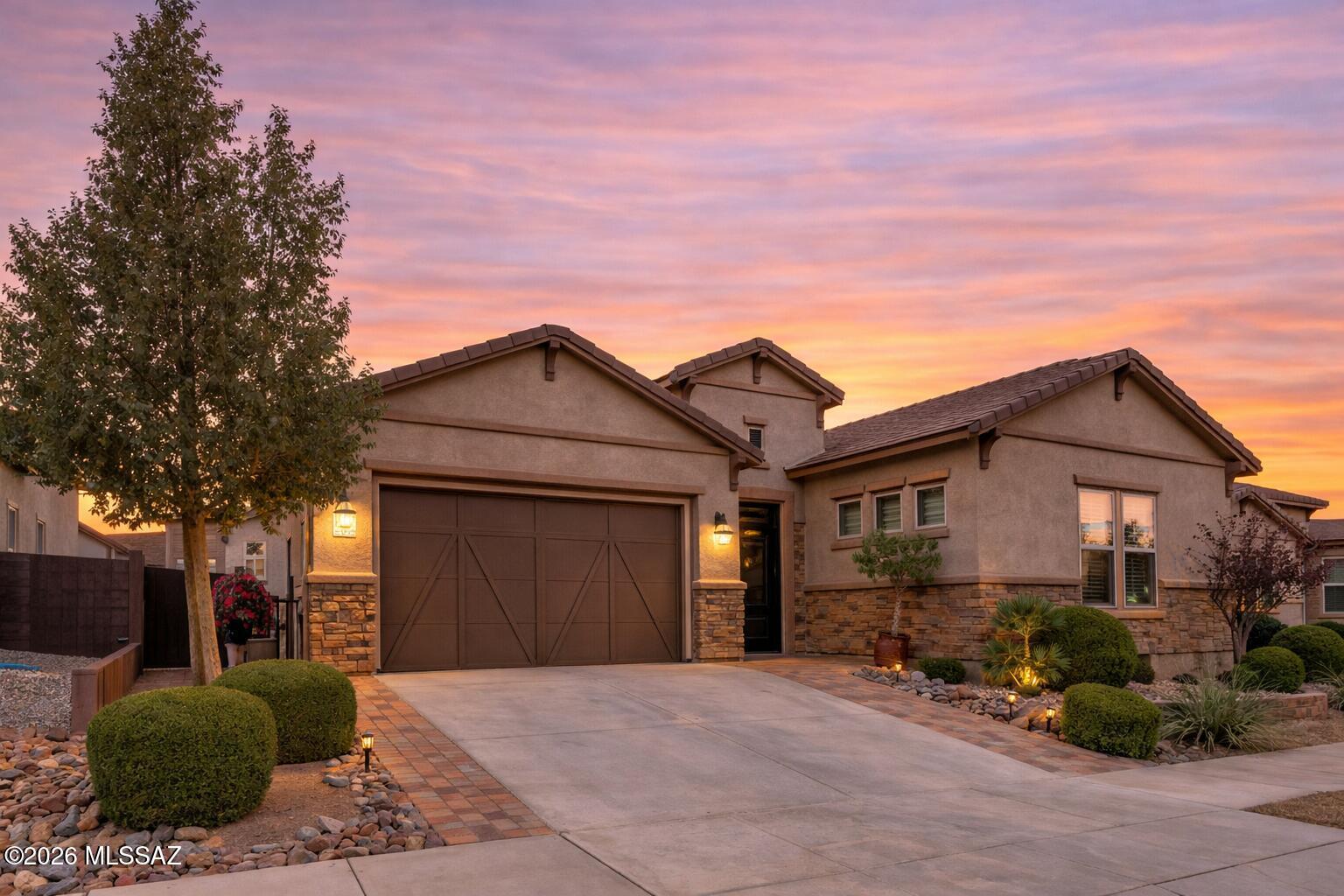 8489 North Lone Ranger Road Tucson, AZ 85743 - Photo 7 of 50 Gorgeous curb appeal.