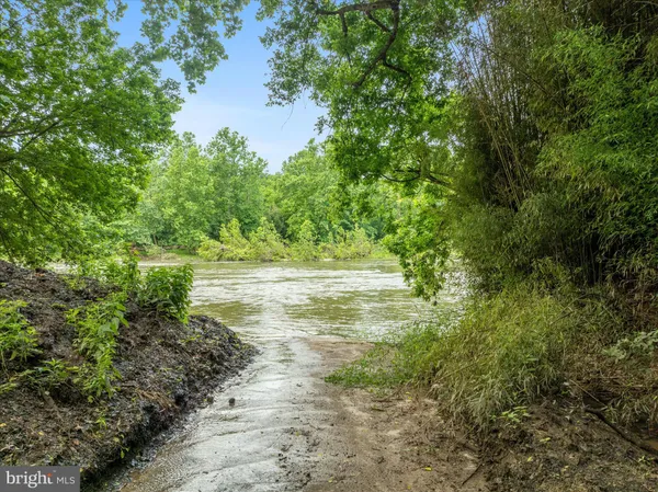 $550,000 | 27 Cheyenne Lane, Front Royal, VA 22630