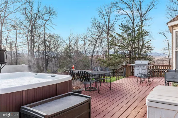 $550,000 | 27 Cheyenne Lane, Front Royal, VA 22630