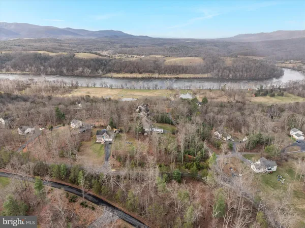 $550,000 | 27 Cheyenne Lane, Front Royal, VA 22630