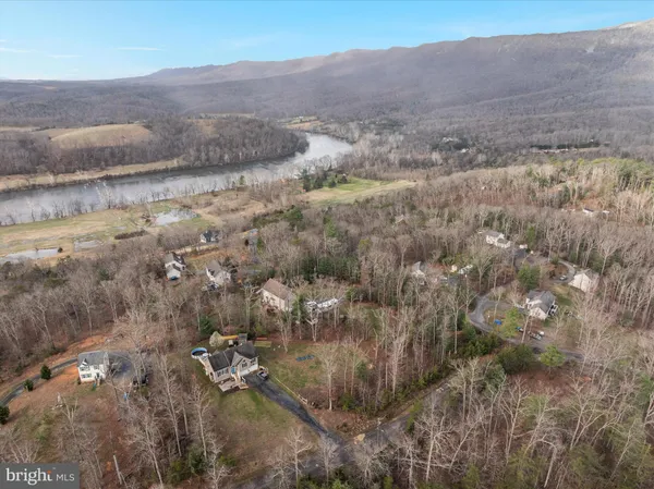 $550,000 | 27 Cheyenne Lane, Front Royal, VA 22630