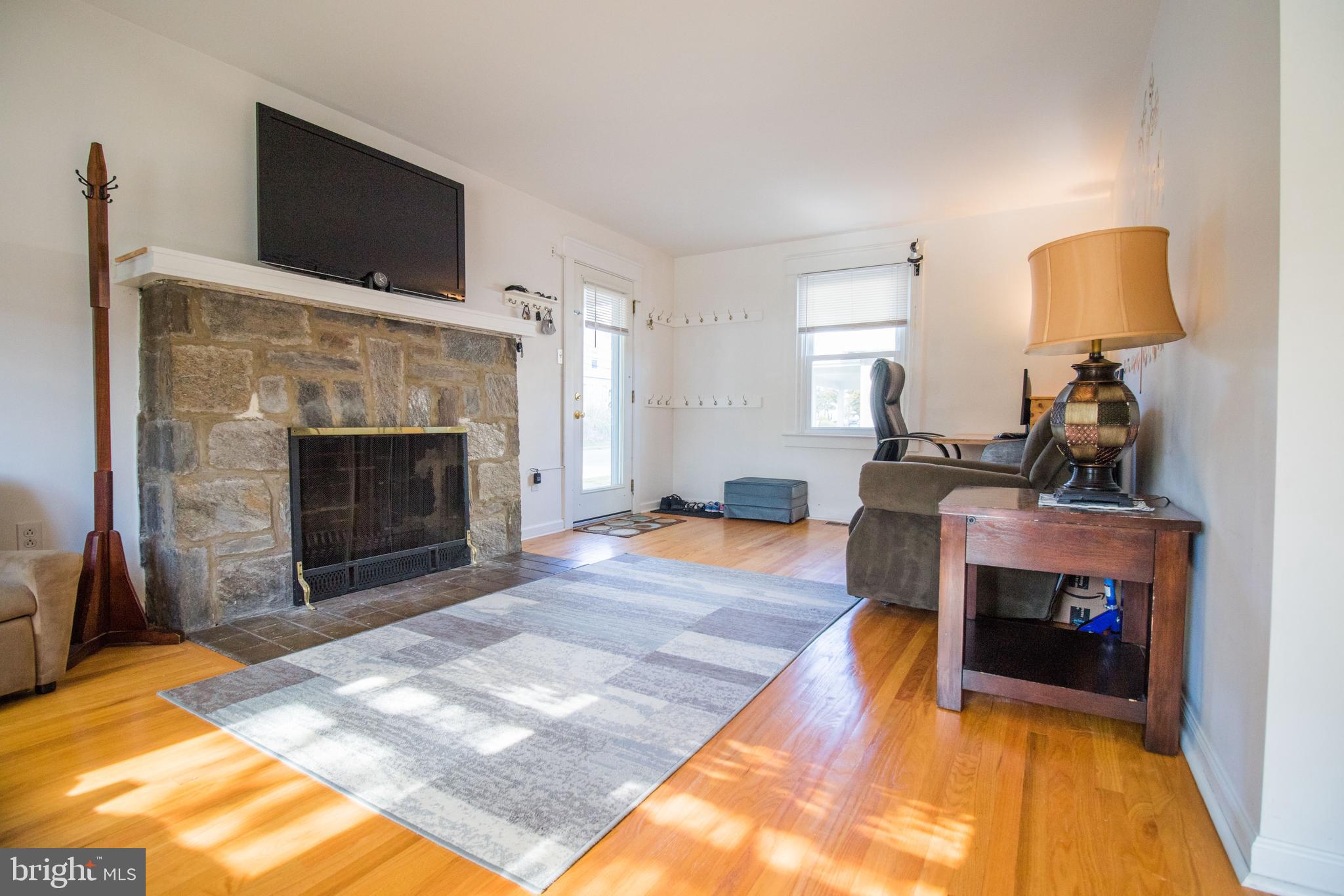 34 Delaware Avenue Ridley Park, PA 19078 - Photo 15 of 41 Living Room w/ Decorative Fireplace