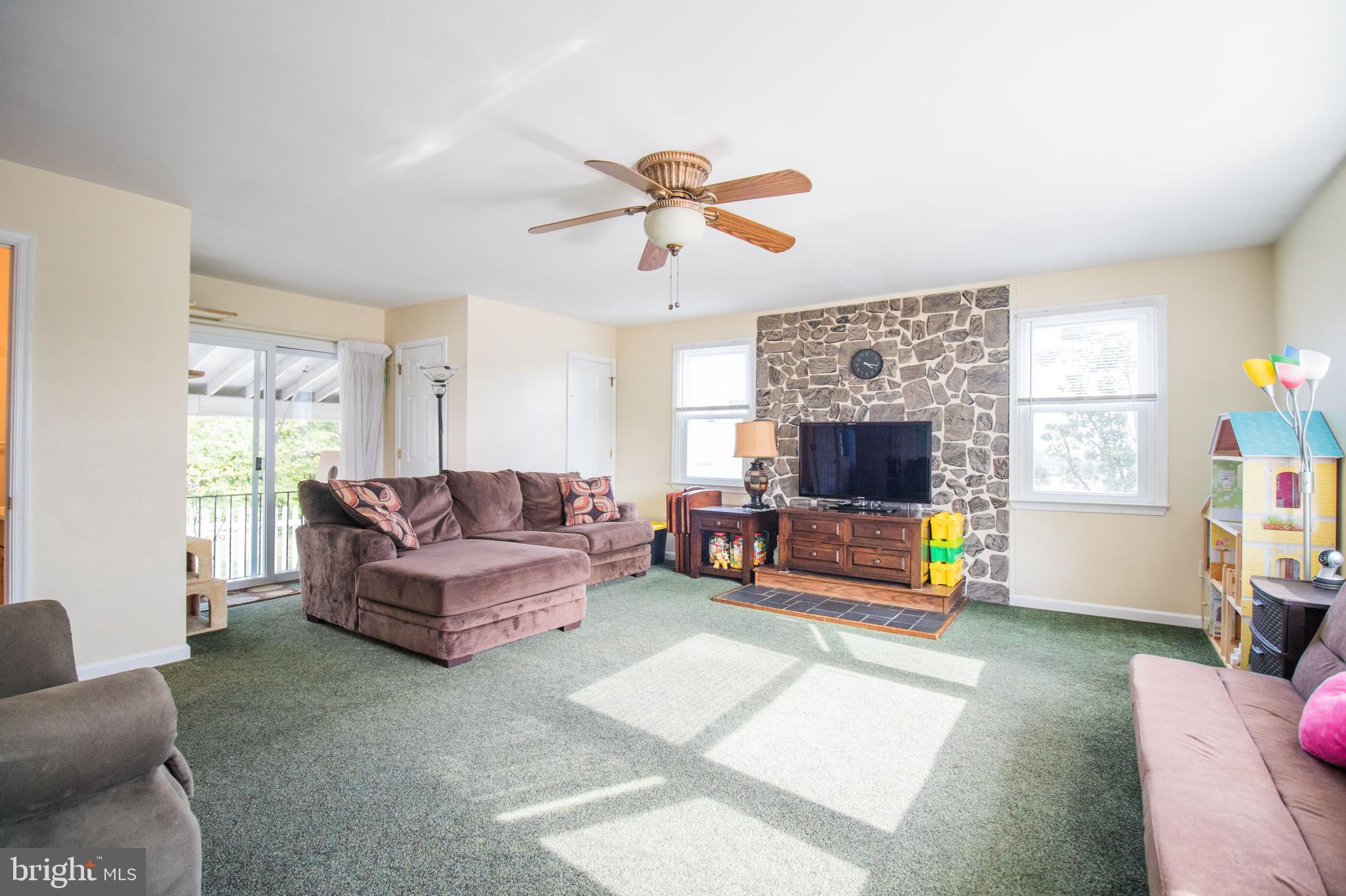 34 Delaware Avenue Ridley Park, PA 19078 - Photo 24 of 41 Great Room