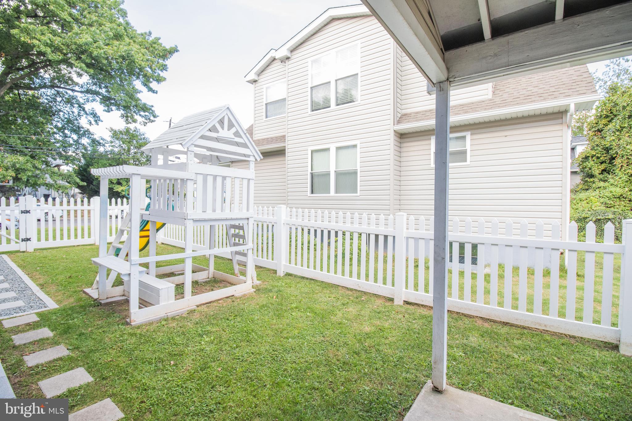34 Delaware Avenue Ridley Park, PA 19078 - Photo 9 of 41 Play Area