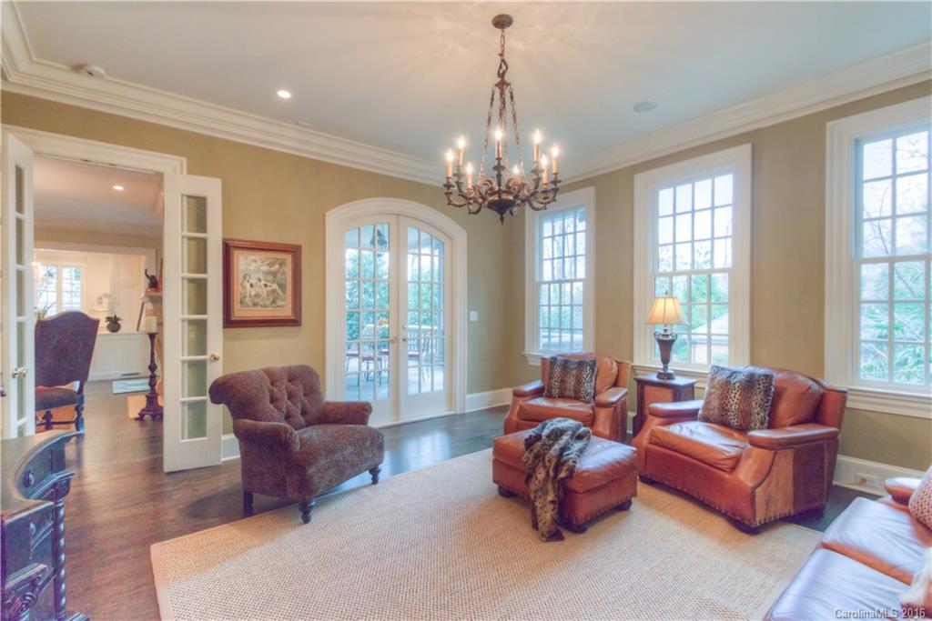 237 Colville Road Charlotte, NC 28207 - Photo 13 of 24 Gallery Image 13