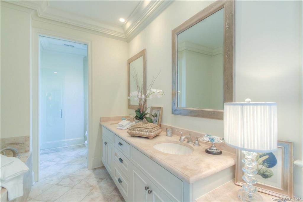 237 Colville Road Charlotte, NC 28207 - Photo 20 of 24 Gallery Image 20