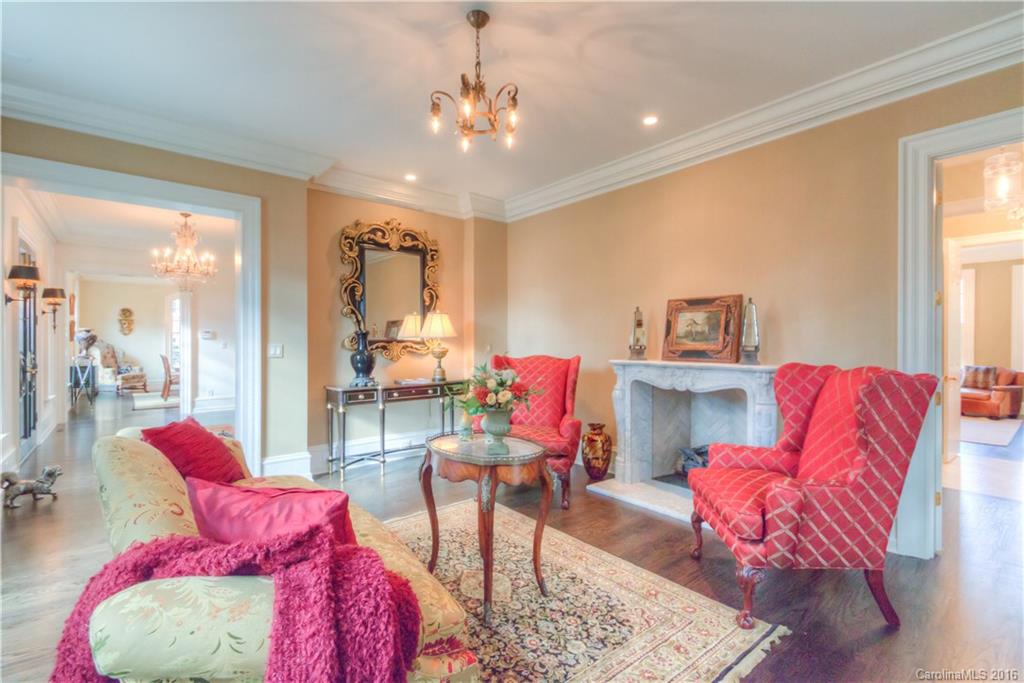 237 Colville Road Charlotte, NC 28207 - Photo 9 of 24 Gallery Image 9