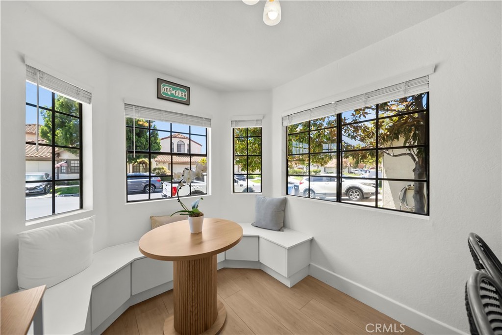 749 Congressional Road Simi Valley, CA 93065 - Photo 9 of 31