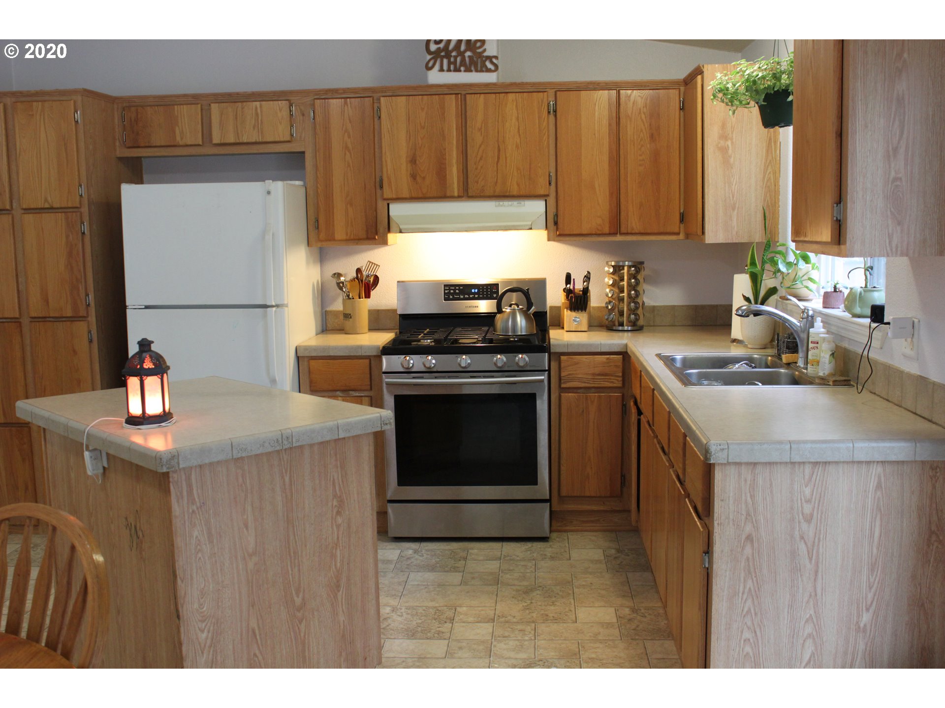88377 Ridiculous Road Veneta, OR 97487 - Photo 4 of 19 Gallery Image 4