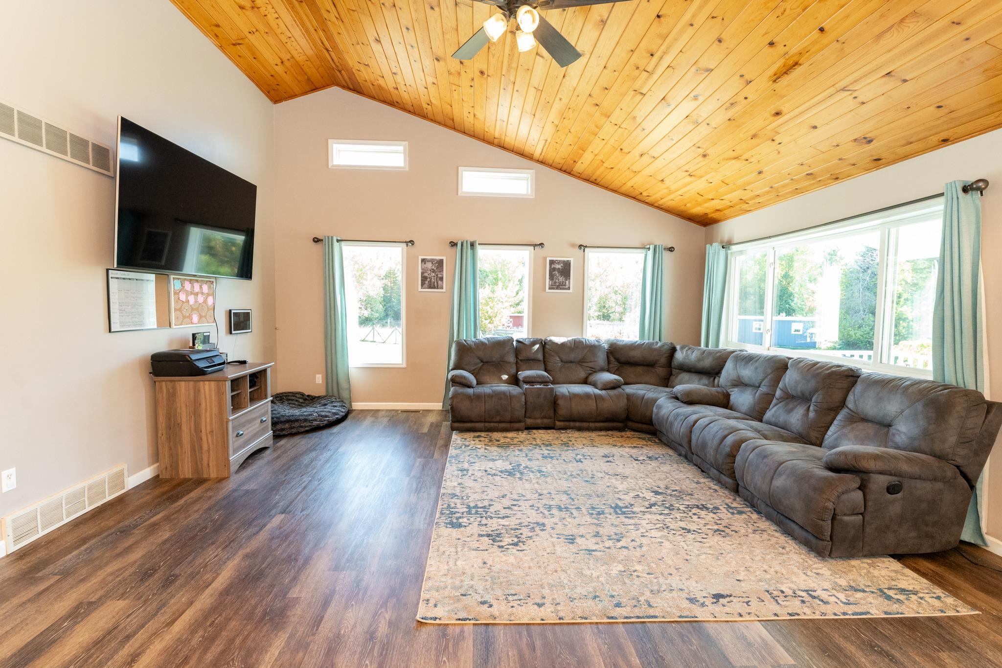 2835 Kitchen Road Cheboygan, MI 49721 - Photo 8 of 50