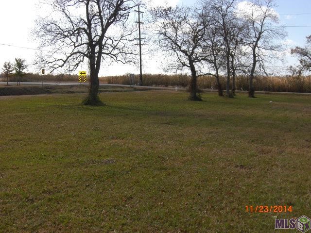 5268 Choctaw Road Brusly, LA 70719 - Photo 1 of 6 Corner Lot