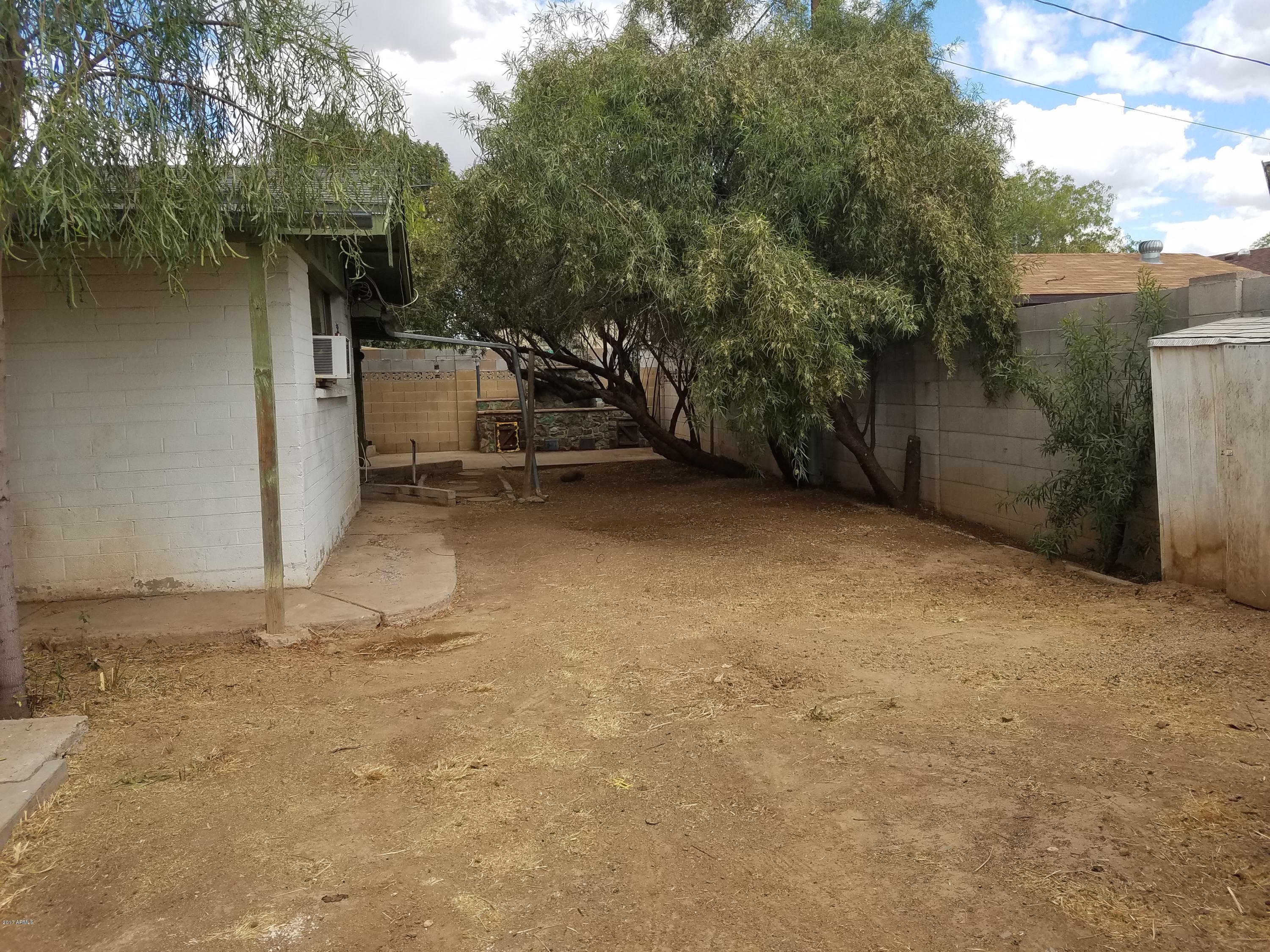 3545 West Griswold Road Phoenix, AZ 85051 - Photo 11 of 11 backyard
