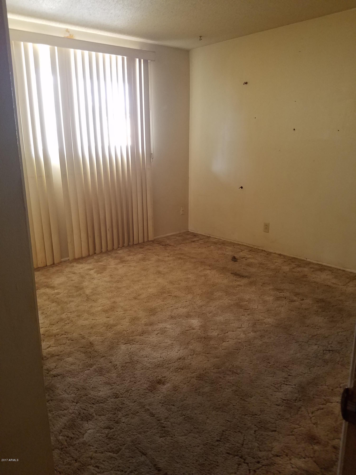 3545 West Griswold Road Phoenix, AZ 85051 - Photo 7 of 11 20170509_153528