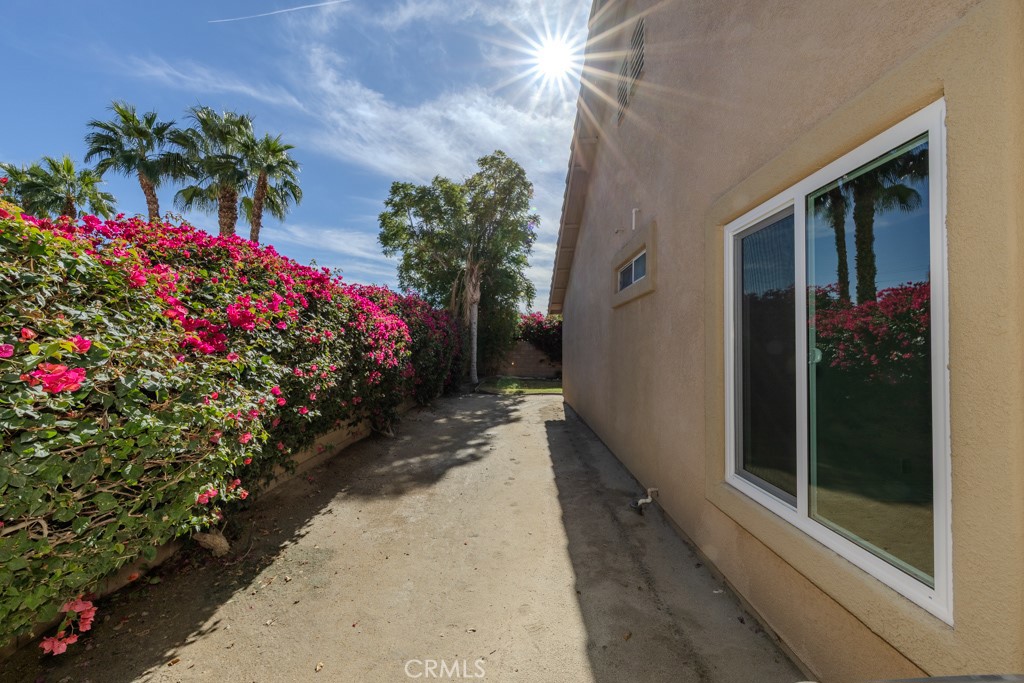 80675 Independence Avenue Indio, CA 92201 - Photo 68 of 72 Sideyard