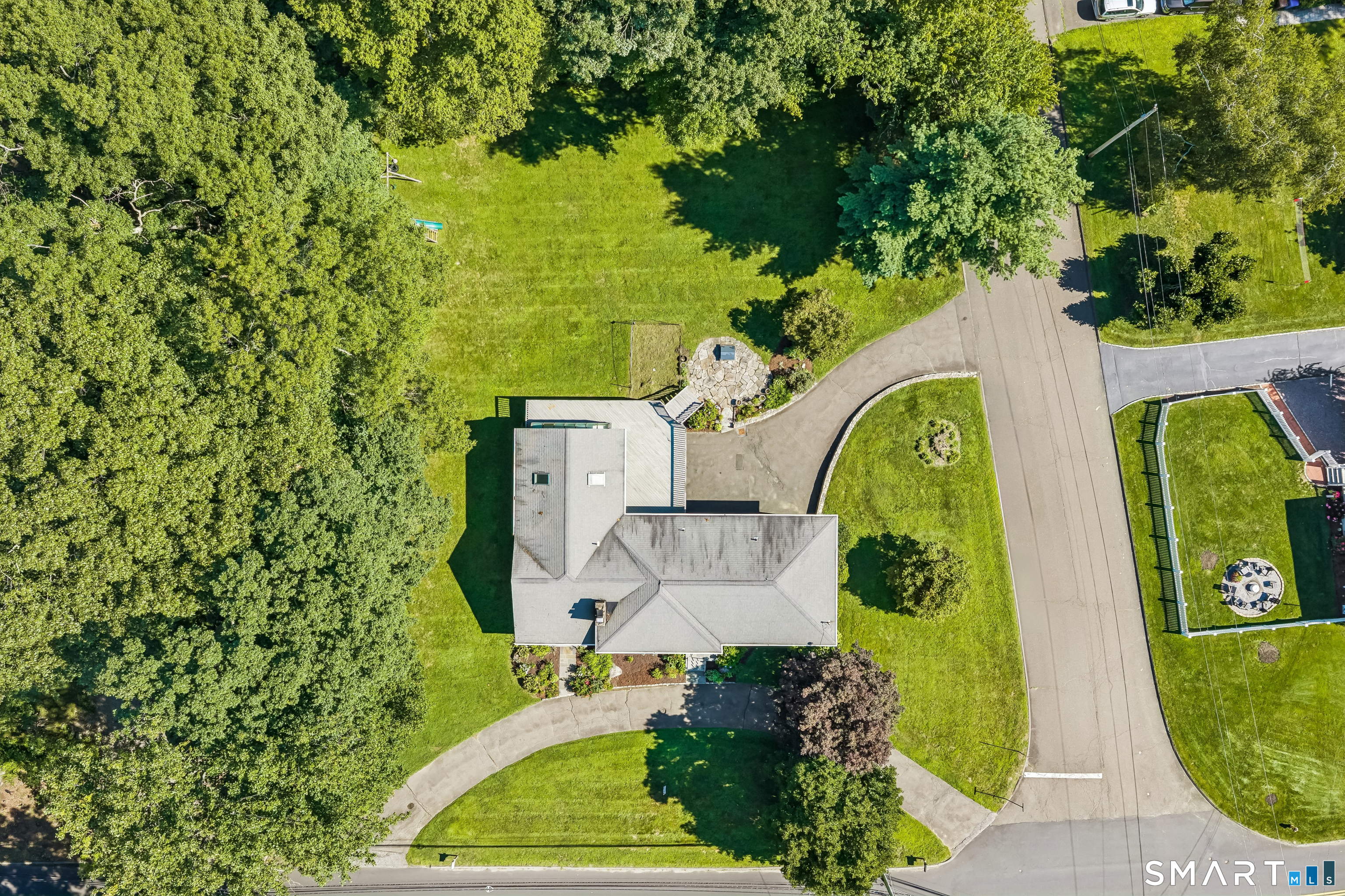 41 Federal Road Shelton, CT 06484 - Photo 2 of 28 Gallery Image 2