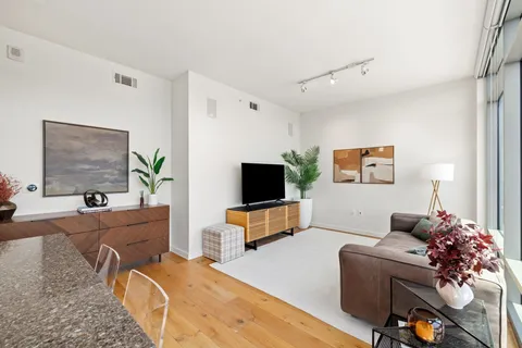 $489,900 | 1212 Laurel Street, Unit 811, Nashville, TN 37203