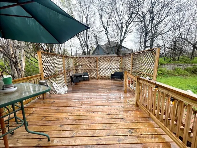 $700,000 | 8200 Chas Circle, Pleasant Valley, MO 64068