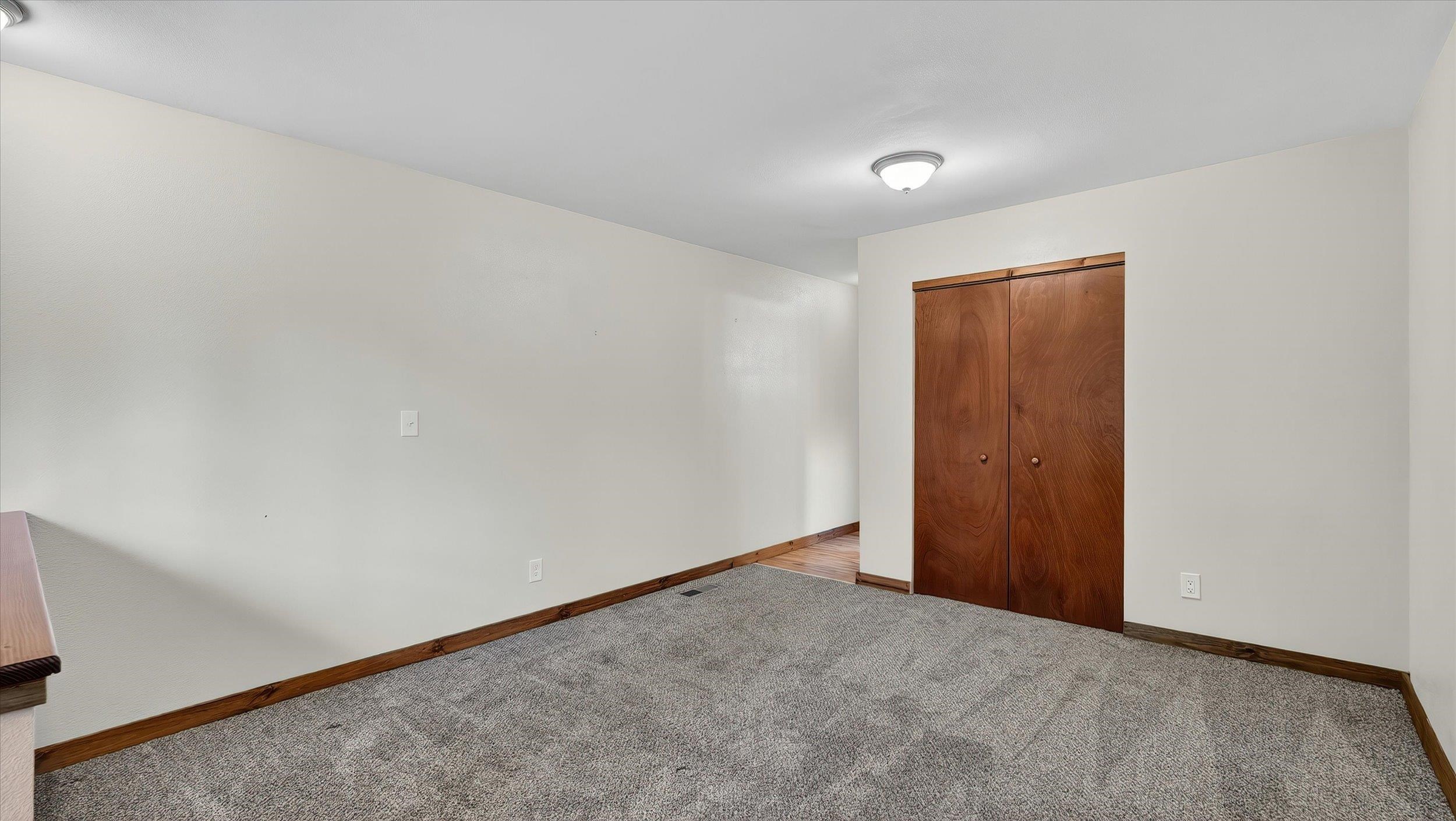 23311 North Crescent Road Chattaroy, WA 99003 - Photo 20 of 48