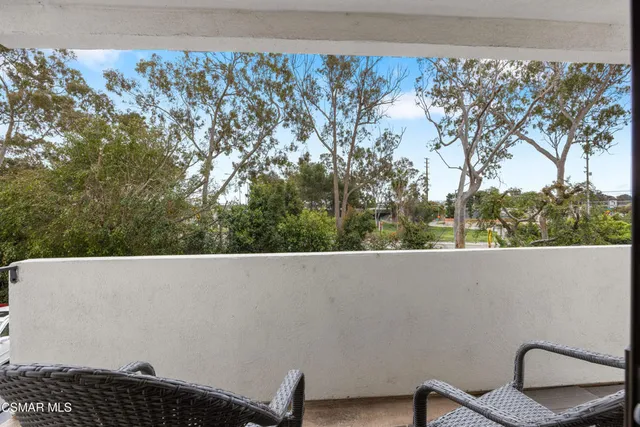 $639,900 | 5000 South Centinela Avenue, Unit 109, Los Angeles, CA 90066