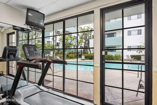 $639,900 | 5000 South Centinela Avenue, Unit 109, Los Angeles, CA 90066