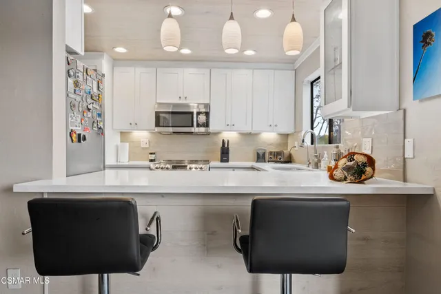 $639,900 | 5000 South Centinela Avenue, Unit 109, Los Angeles, CA 90066