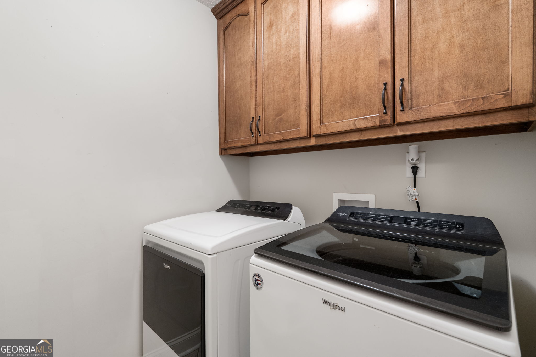 620 Amherst Street Kathleen, GA 31047 - Photo 27 of 31 a utility room with dryer and washer