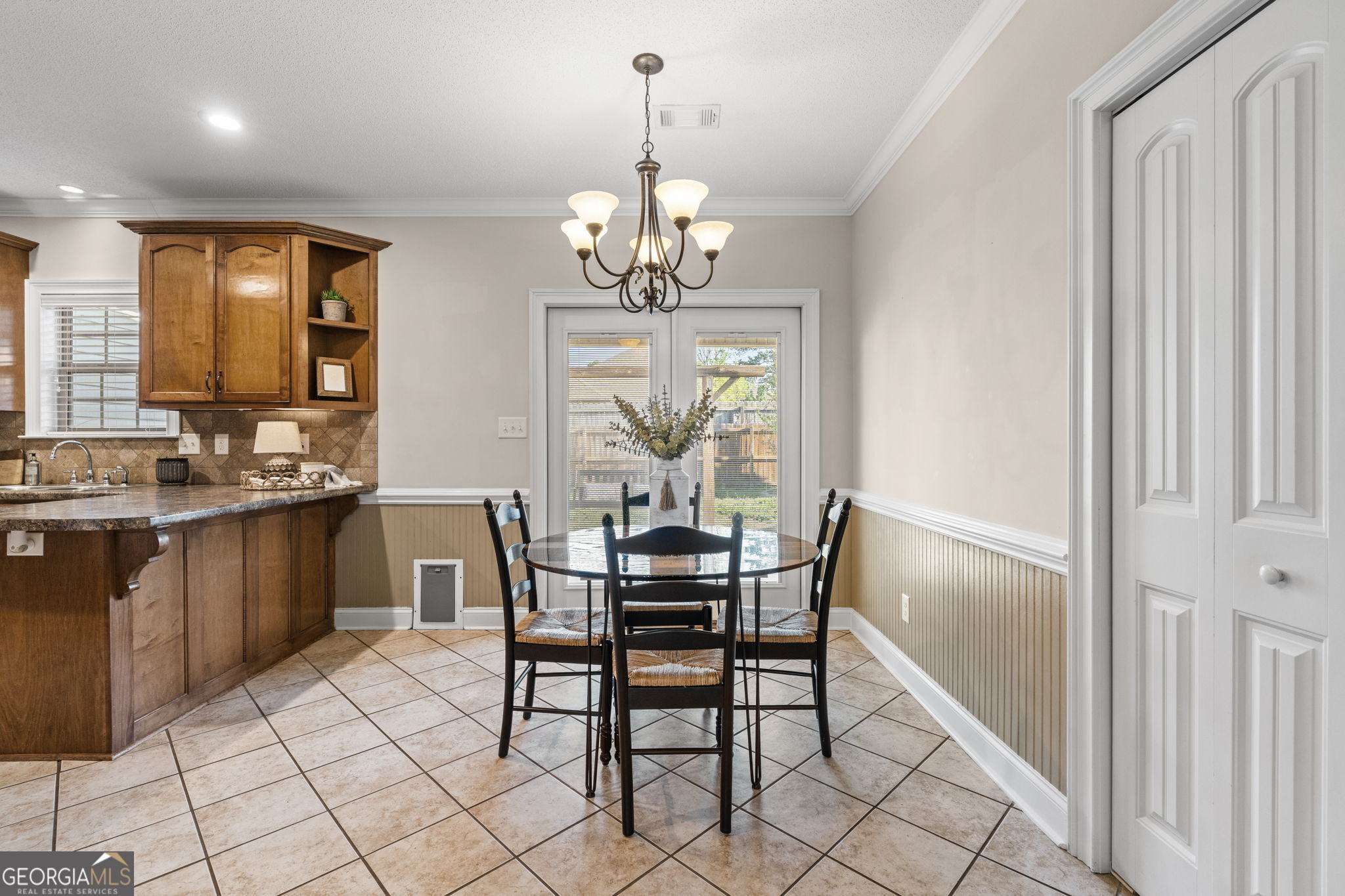 620 Amherst Street Kathleen, GA 31047 - Photo 10 of 31 a view of a dining room with furniture window and outside view