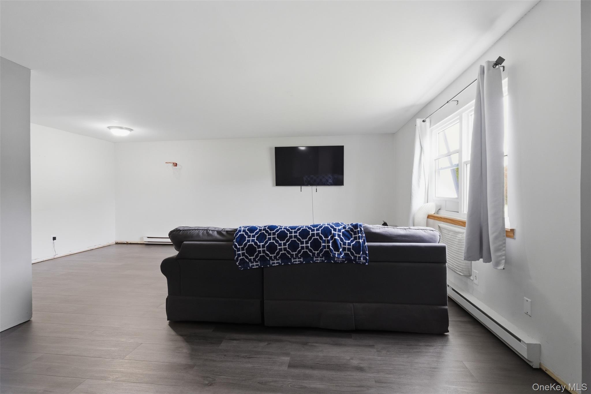 19 White Gate Road, Unit D Wappingers Falls, NY 12590 - Photo 4 of 24
