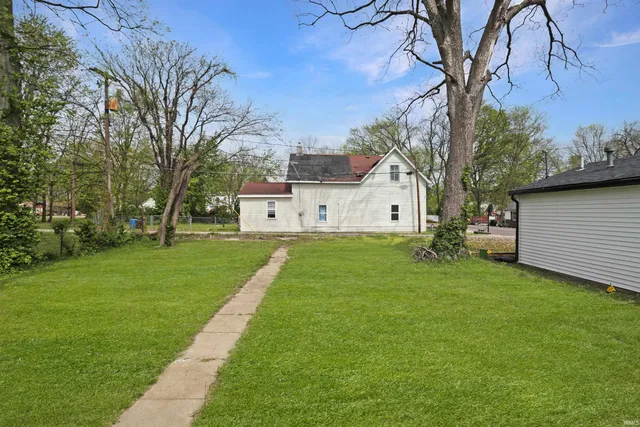 $169,900 | 407 West 4th Street, Mount Vernon, IN 47620