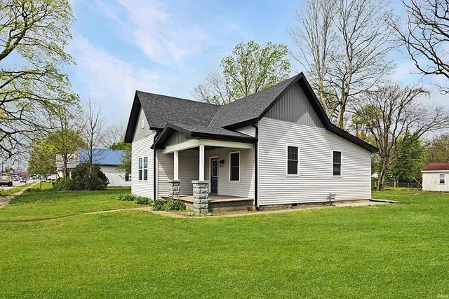 $169,900 | 407 West 4th Street, Mount Vernon, IN 47620
