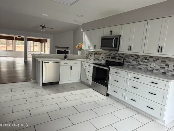 $2,000 | Undisclosed Address, Whispering Pines, NC 28327