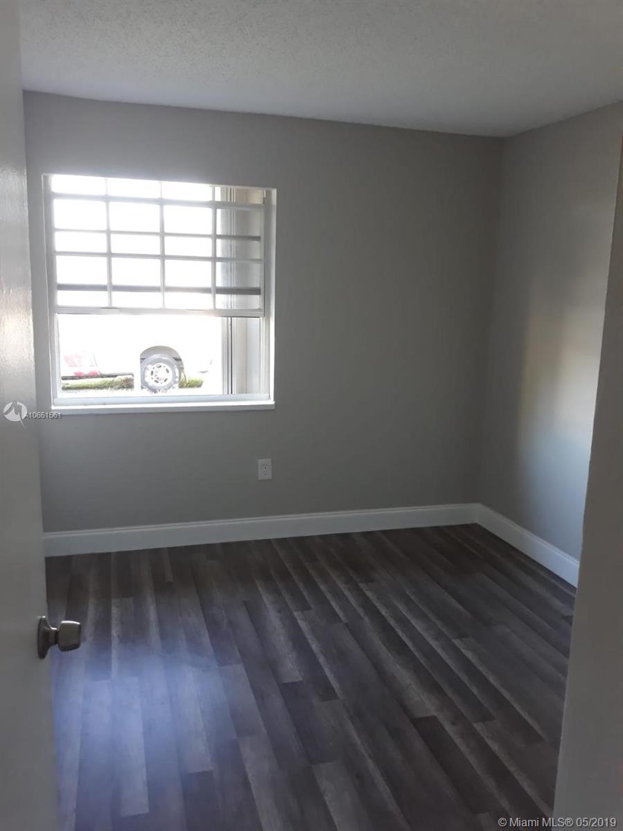 21039 Southwest 124th Ave Road Miami, FL 33177 - Photo 14 of 15 Gallery Image 14