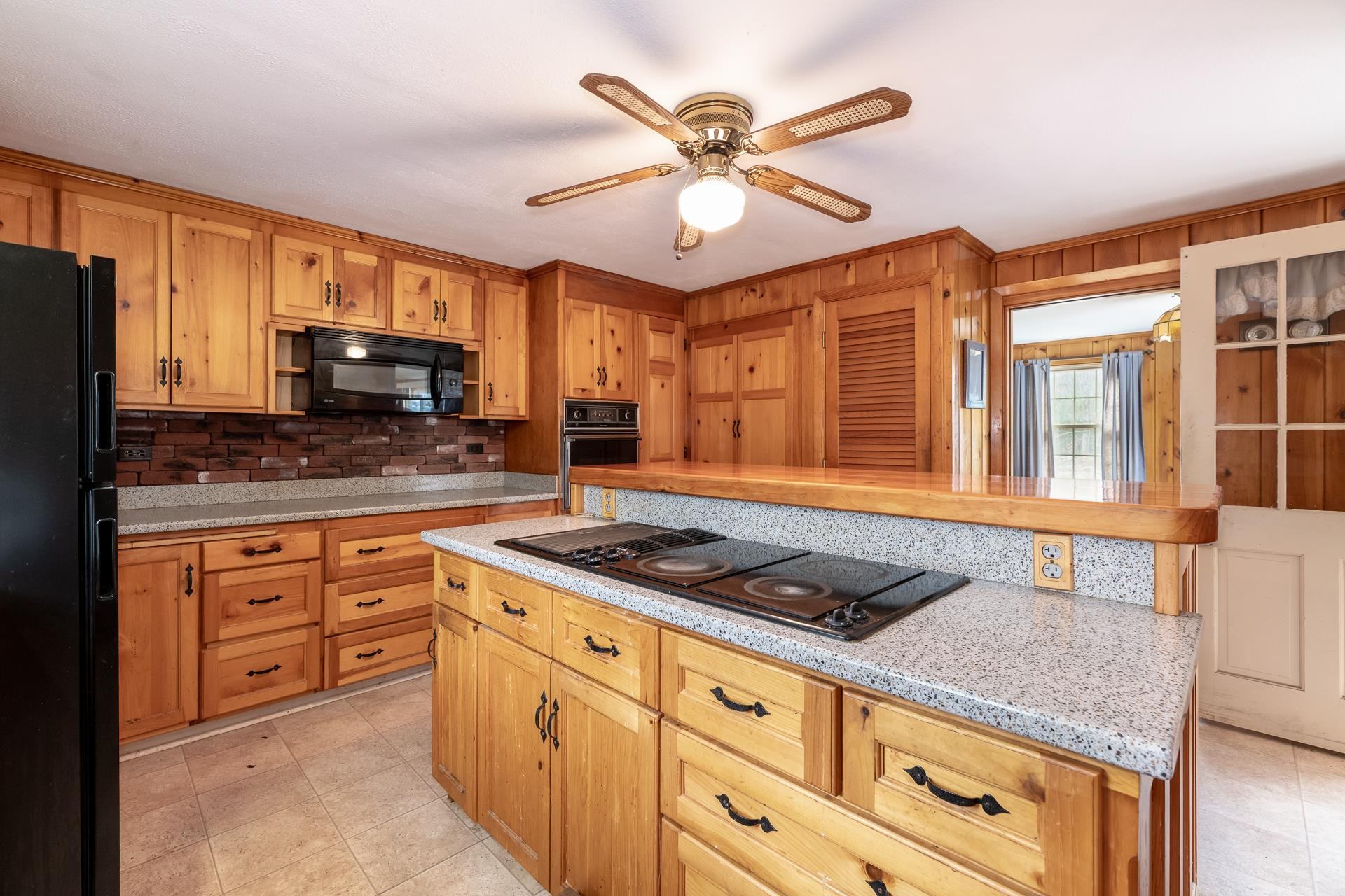 123 Mountain Road Tuftonboro, NH 03816 - Photo 4 of 40