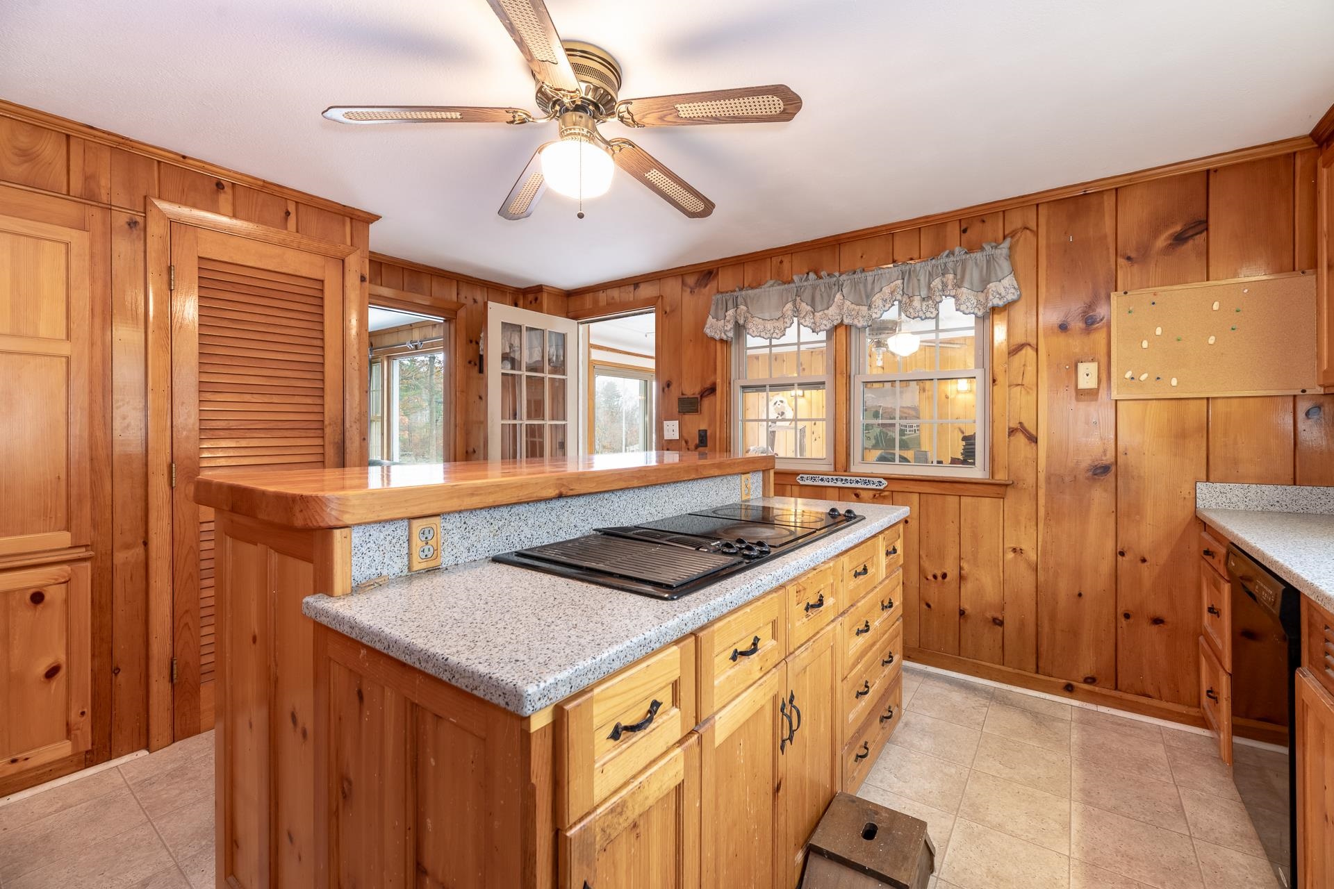 123 Mountain Road Tuftonboro, NH 03816 - Photo 6 of 40